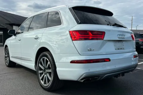 More photos of 2017 Audi Q7 3.0T Premium Plus at AutoGiant USA Indianapolis, IN
