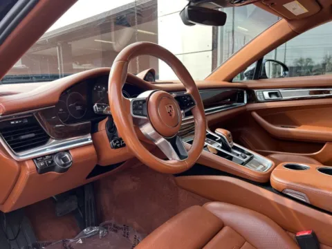 Photos of 2018 Porsche Panamera for sale in Indianapolis, IN at AutoGiant USA Indianapolis