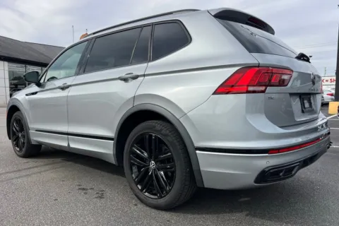 More photos of 2022 Volkswagen Tiguan 2.0T SE R-Line Black at AutoGiant USA Indianapolis, IN