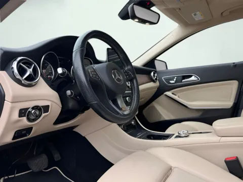 Photos of 2020 Mercedes-Benz GLA 250 for sale in Indianapolis, IN at AutoGiant USA Indianapolis