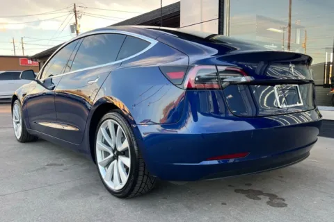 More photos of 2018 Tesla Model 3 Long Range at AutoGiant USA Indianapolis, IN