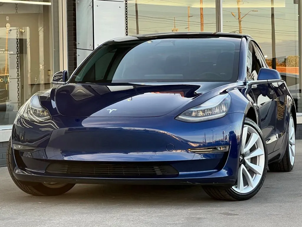Blue 2018 Tesla Model 3 Long Range for sale in Indianapolis, IN