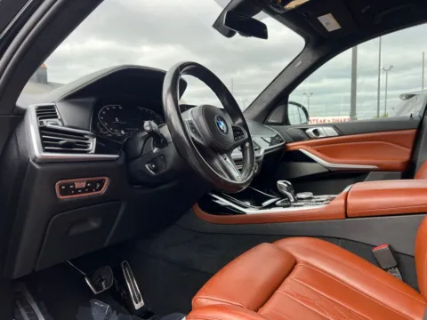 Photos of 2021 BMW X7 xDrive40i for sale in Indianapolis, IN at AutoGiant USA Indianapolis