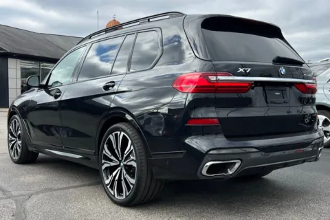 More photos of 2021 BMW X7 xDrive40i at AutoGiant USA Indianapolis, IN