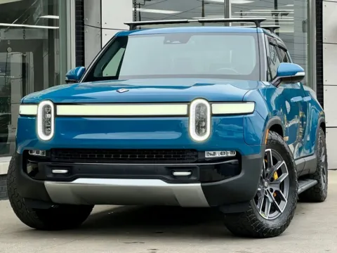 Blue 2022 Rivian R1T Launch Edition for sale in Indianapolis, IN