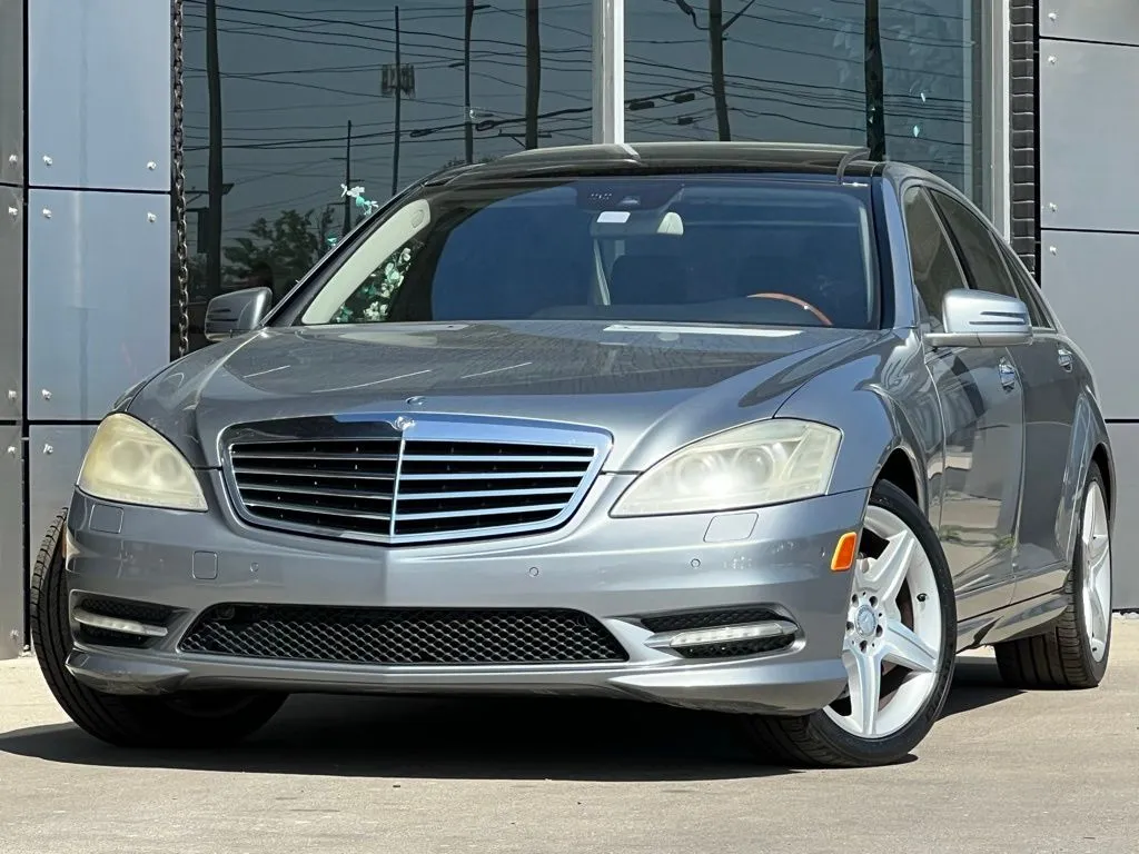 2010 Mercedes-Benz S-Class S550