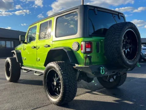 More photos of 2018 Jeep Wrangler Unlimited Rubicon at AutoGiant USA Indianapolis, IN