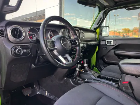 Photos of 2018 Jeep Wrangler Unlimited Rubicon for sale in Indianapolis, IN at AutoGiant USA Indianapolis