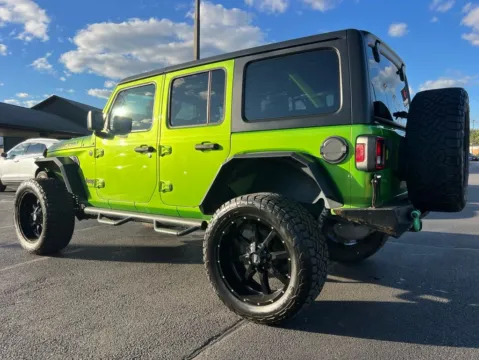 More photos of 2018 Jeep Wrangler Unlimited Rubicon at AutoGiant USA Indianapolis, IN