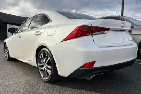 More photos of 2018 Lexus IS 300 at AutoGiant USA Indianapolis, IN