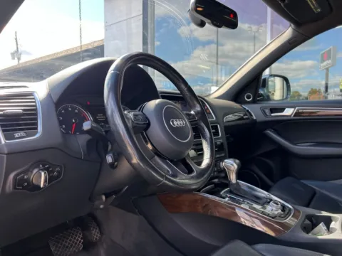 Photos of 2016 Audi Q5 2.0T Premium Plus for sale in Indianapolis, IN at AutoGiant USA Indianapolis