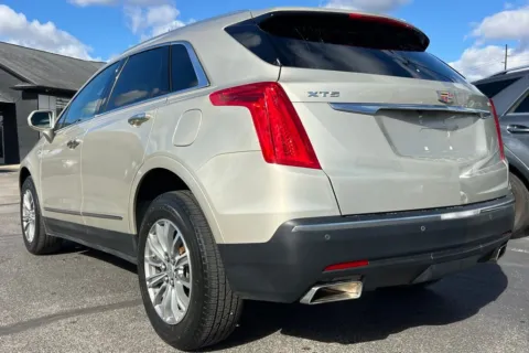 More photos of 2017 Cadillac XT5 Luxury at AutoGiant USA Indianapolis, IN