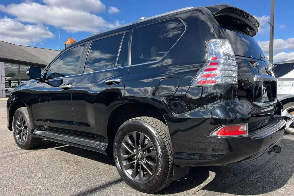 Image of 2020 Lexus GX