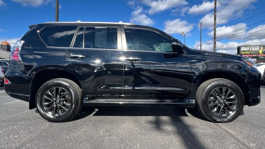 Image of 2020 Lexus GX