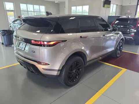 More photos of 2022 Land Rover Range Rover Evoque S at AutoGiant USA Indianapolis, IN