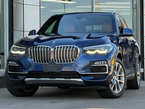 Blue 2019 BMW X5 xDrive40i for sale in Indianapolis, IN