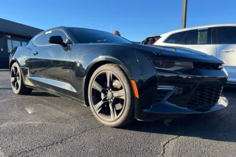 More photos of 2018 Chevrolet Camaro SS at AutoGiant USA Indianapolis, IN