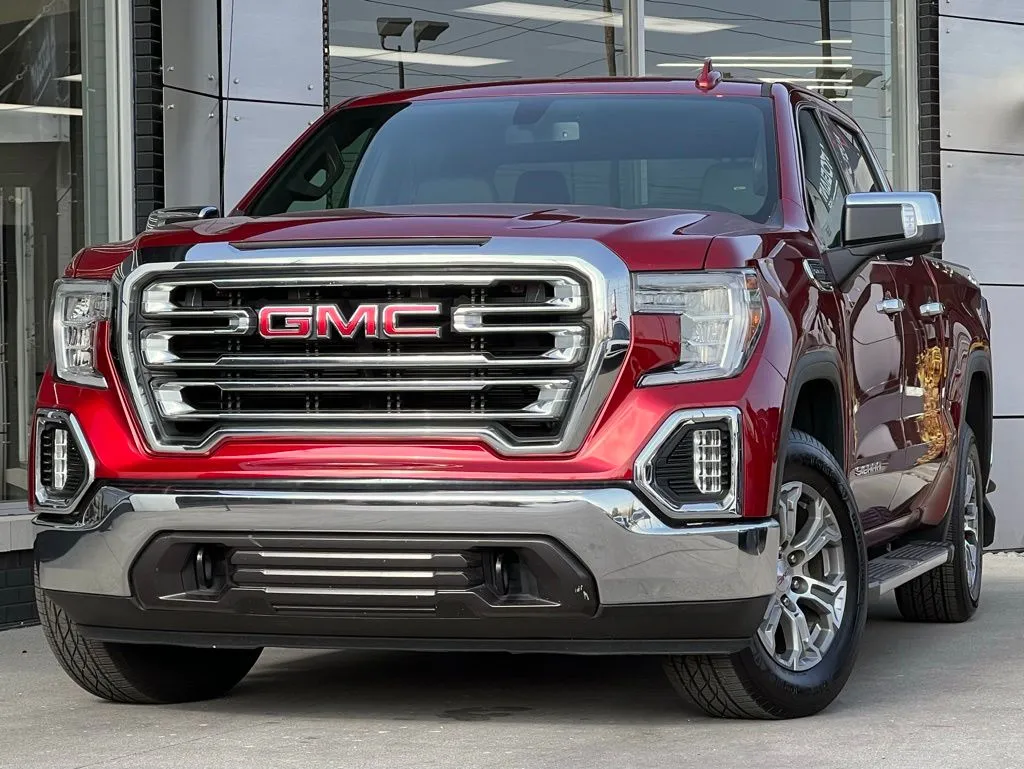 2019 GMC Sierra 1500 SLT's photo