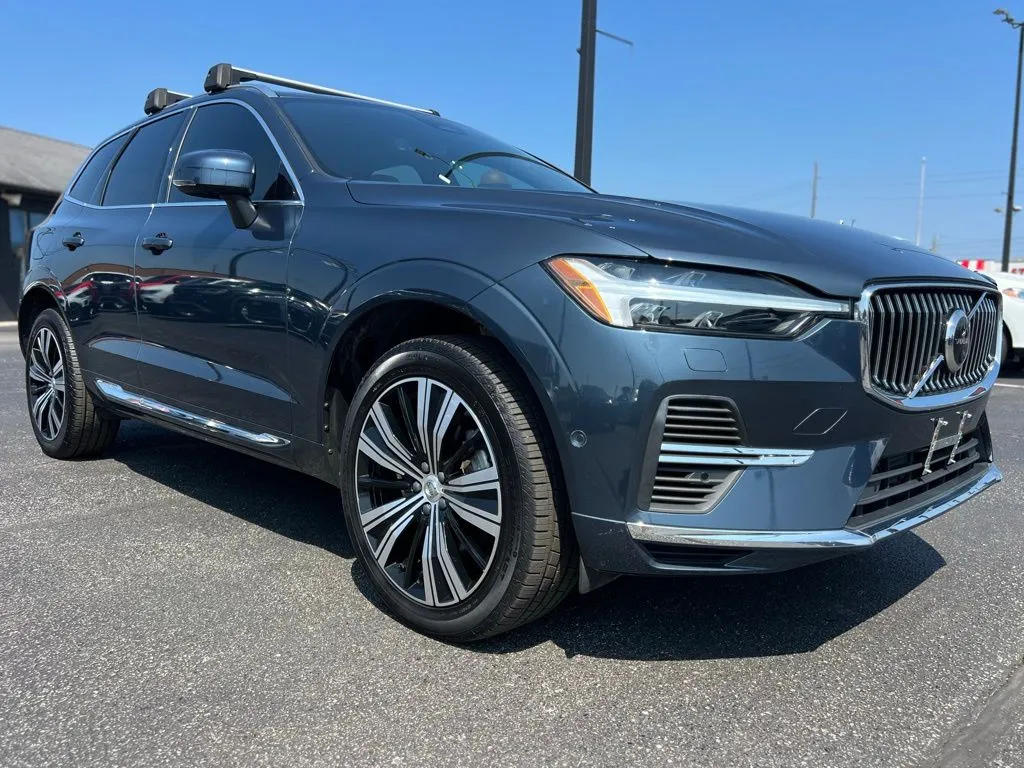 Image of 2022 Volvo XC60 Recharge Plug-In Hybrid