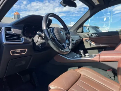 Photos of 2020 BMW X5 xDrive40i for sale in Indianapolis, IN at AutoGiant USA Indianapolis