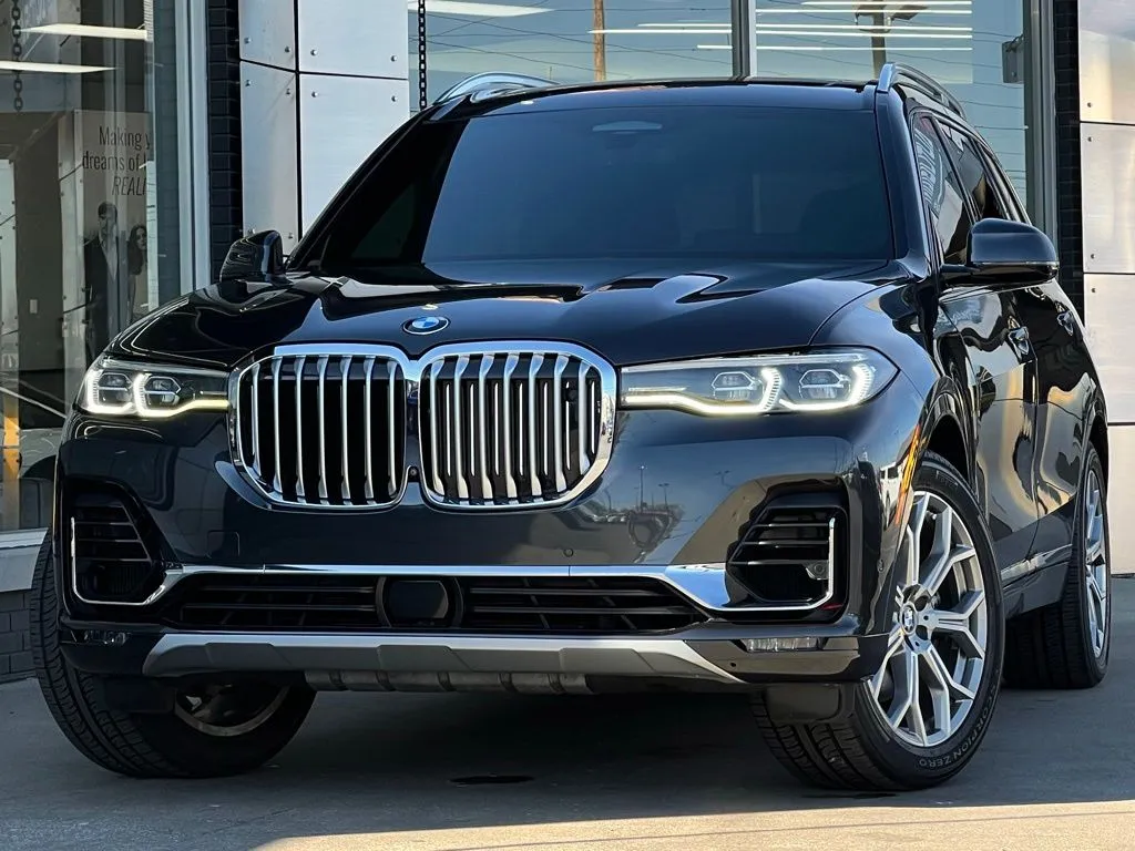 Gray 2020 BMW X7 xDrive50i for sale in Indianapolis, IN