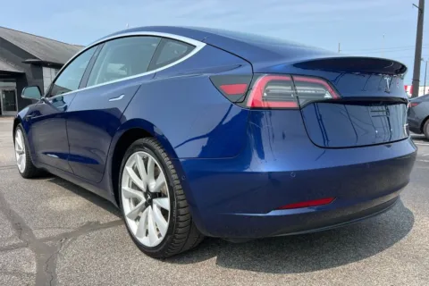 More photos of 2018 Tesla Model 3 Long Range at AutoGiant USA Indianapolis, IN