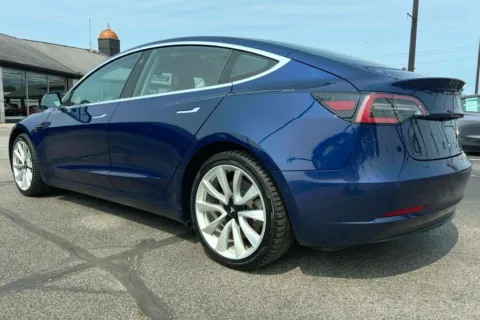 More photos of 2018 Tesla Model 3 Long Range at AutoGiant USA Indianapolis, IN