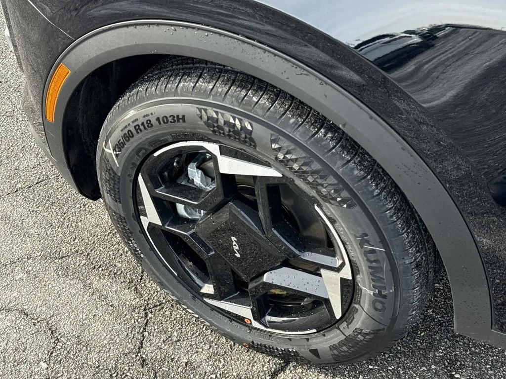 2026 Kia Sportage EX - Photo 19