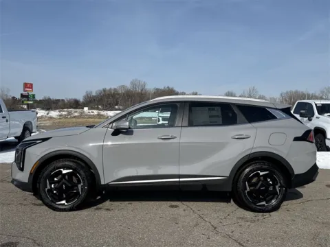 More photos of 2026 Kia Sportage Hybrid EX at Graff Kia of Chesterton, IN