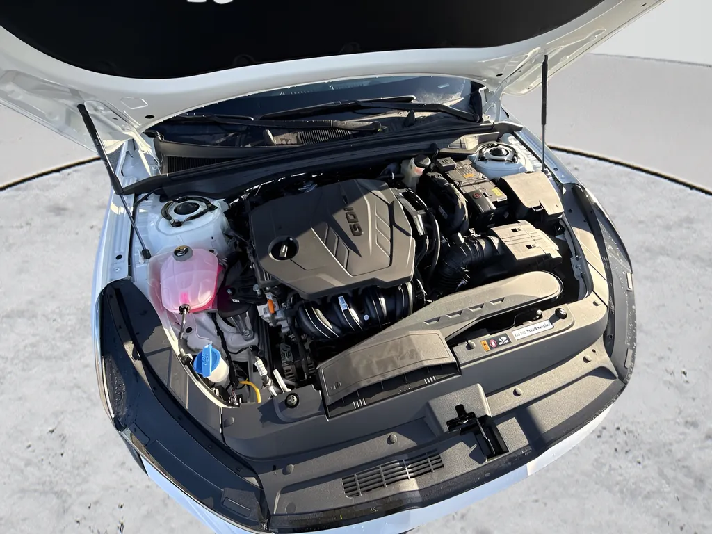 2026 Kia K5 GT-Line - Photo 18