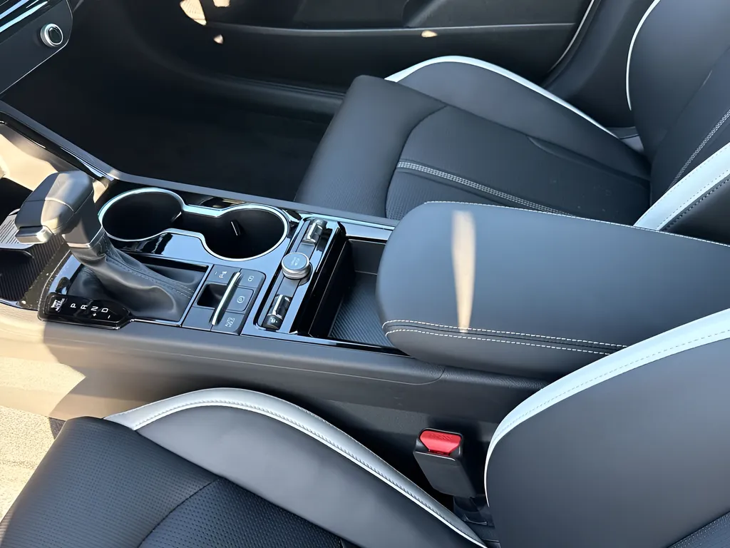 2026 Kia K5 GT-Line - Photo 22