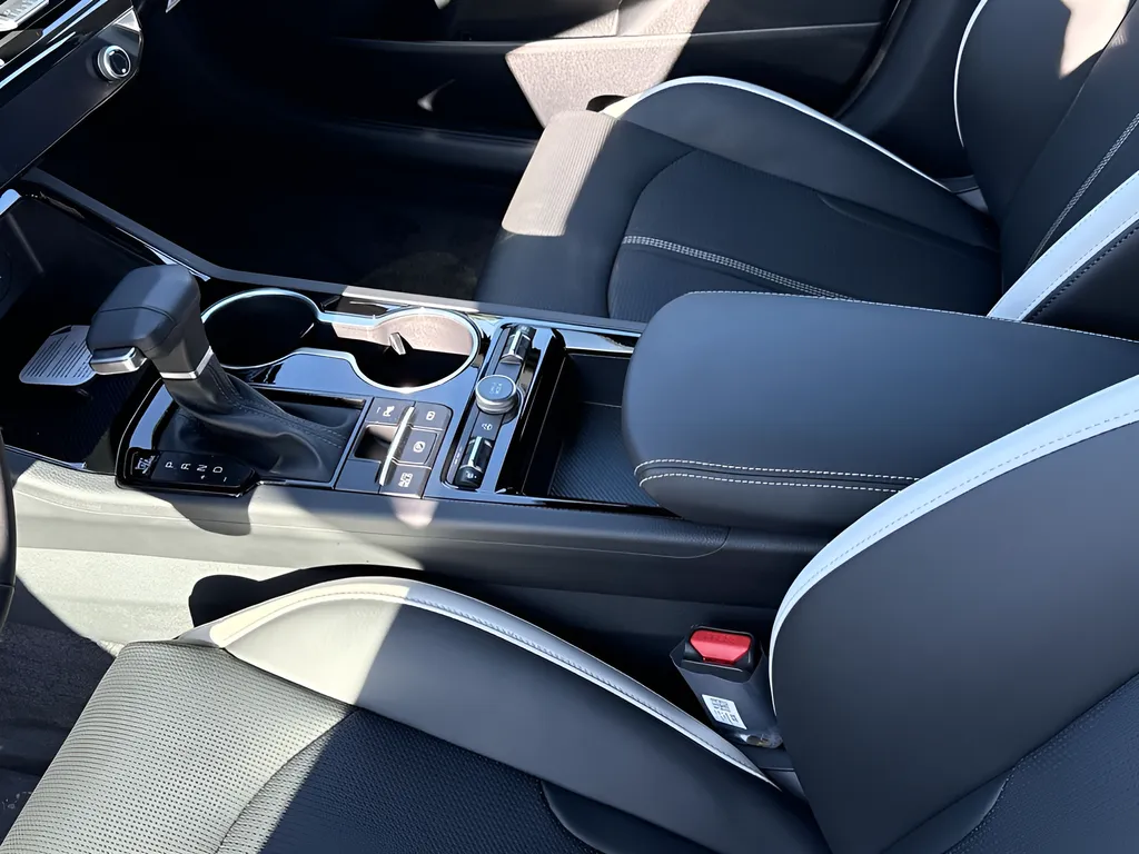 2026 Kia K5 GT-Line - Photo 21