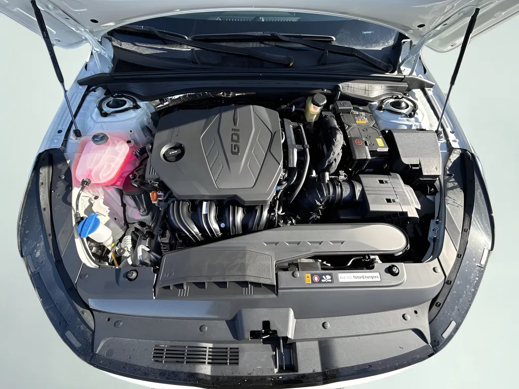 2026 Kia K5 GT-Line - Photo 17