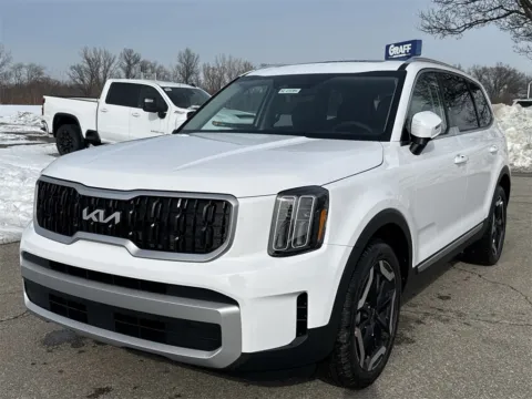 More photos of 2025 Kia Telluride EX at Graff Kia of Chesterton, IN