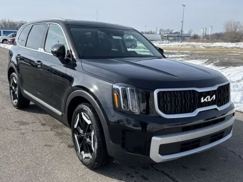 Photos of 2025 Kia Telluride EX for sale in Burns Harbor, IN at Graff Kia of Chesterton