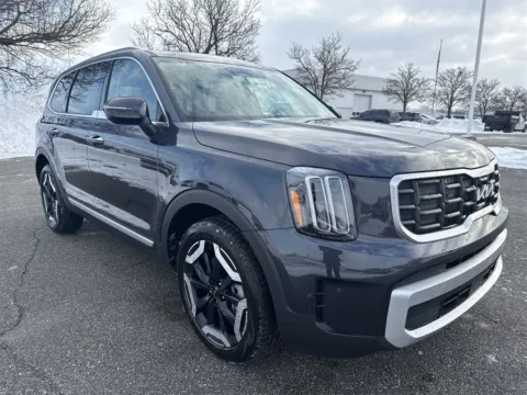 Photos of 2025 Kia Telluride S for sale in Burns Harbor, IN at Graff Kia of Chesterton