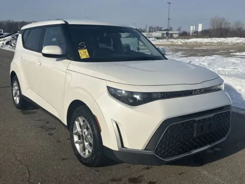 Photos of 2024 Kia Soul LX for sale in Burns Harbor, IN at Graff Kia of Chesterton