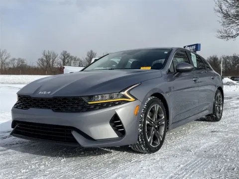More photos of 2022 Kia K5 LXS at Graff Kia of Chesterton, IN
