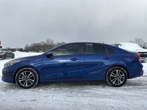 More photos of 2022 Kia Forte LXS at Graff Kia of Chesterton, IN