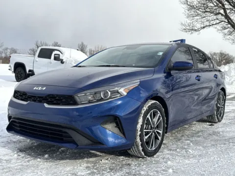 More photos of 2022 Kia Forte LXS at Graff Kia of Chesterton, IN