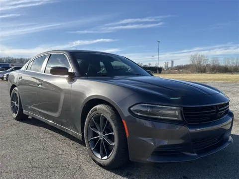 Photos of 2020 Dodge Charger SXT for sale in Burns Harbor, IN at Graff Kia of Chesterton