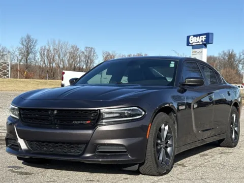 More photos of 2020 Dodge Charger SXT at Graff Kia of Chesterton, IN