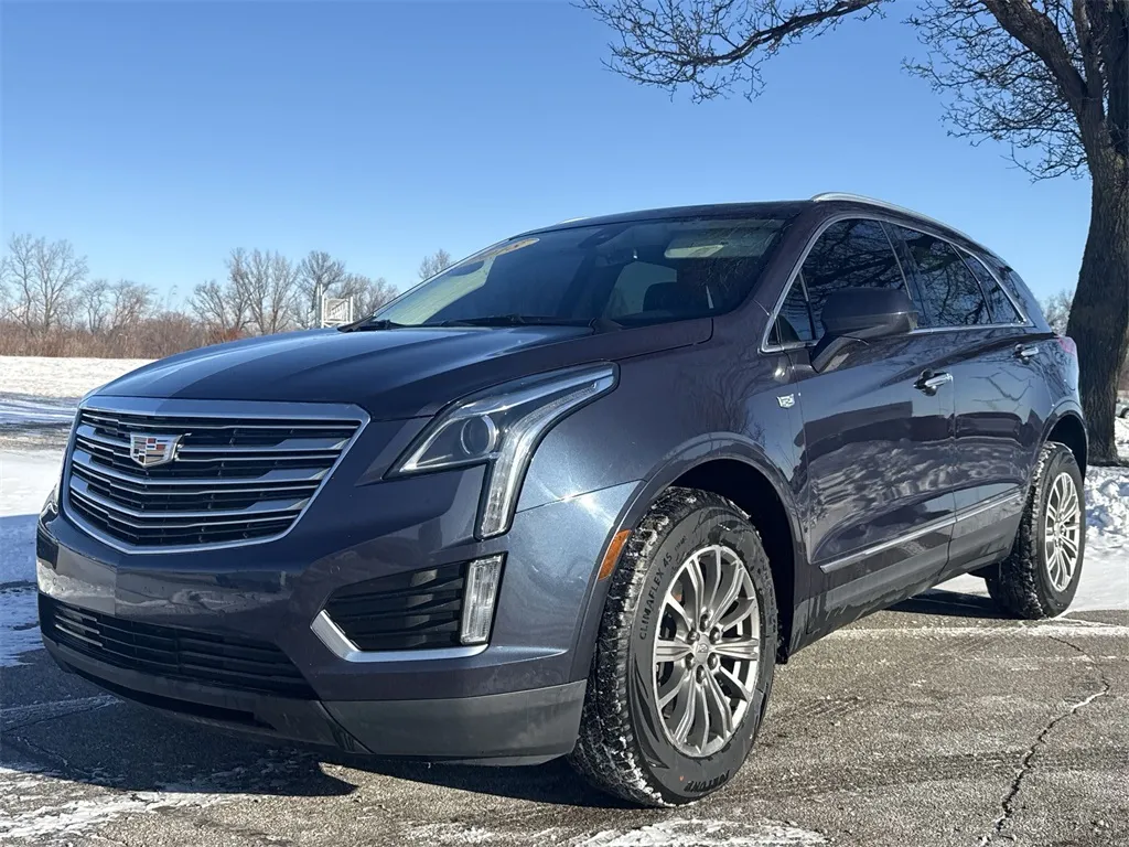 Blue 2018 Cadillac XT5 Luxury for sale in Burns Harbor, IN