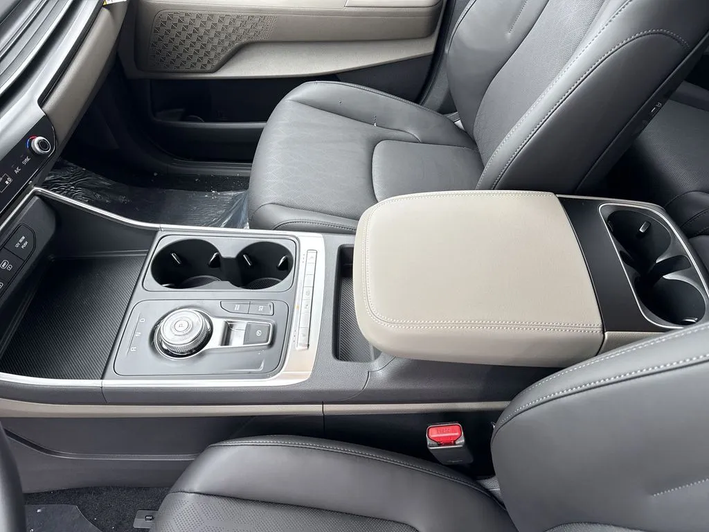 2026 Kia Carnival LXS - Photo 21