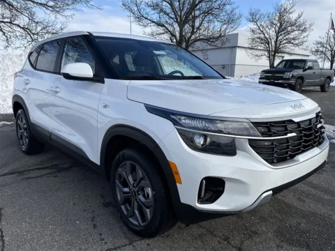 Photos of 2026 Kia Seltos LX for sale in Burns Harbor, IN at Graff Kia of Chesterton