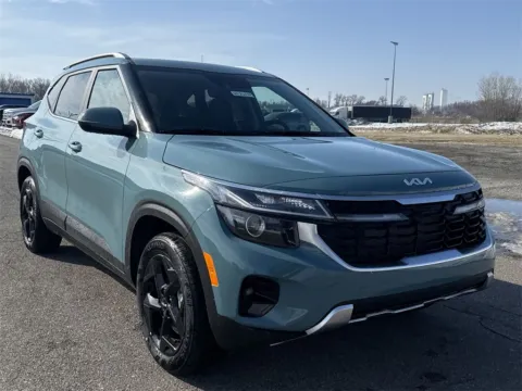 Photos of 2026 Kia Seltos EX for sale in Burns Harbor, IN at Graff Kia of Chesterton