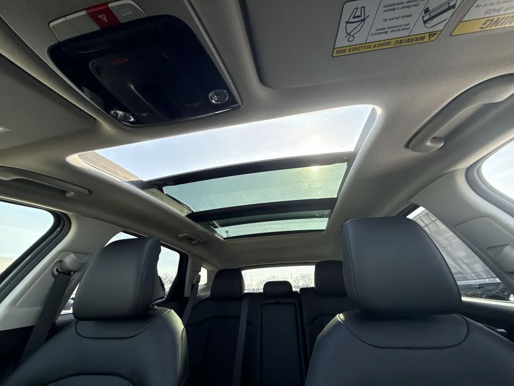 2026 Kia Sportage EX - Photo 16