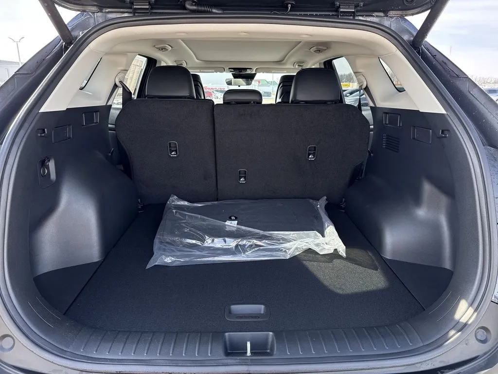2026 Kia Sportage EX - Photo 21