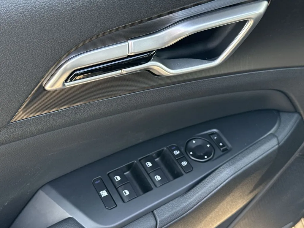 2026 Kia Sportage EX - Photo 15