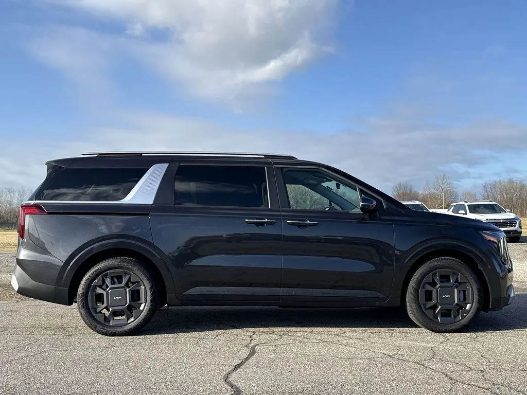 2026 Kia Carnival EX - Photo 9